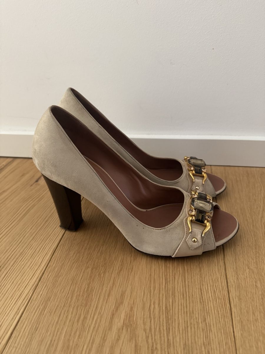 Zanotti Scarpe da donna: Giuseppe Zanotti embellished suede pumps – Usato da Paradiso venduto da Edith_store 3