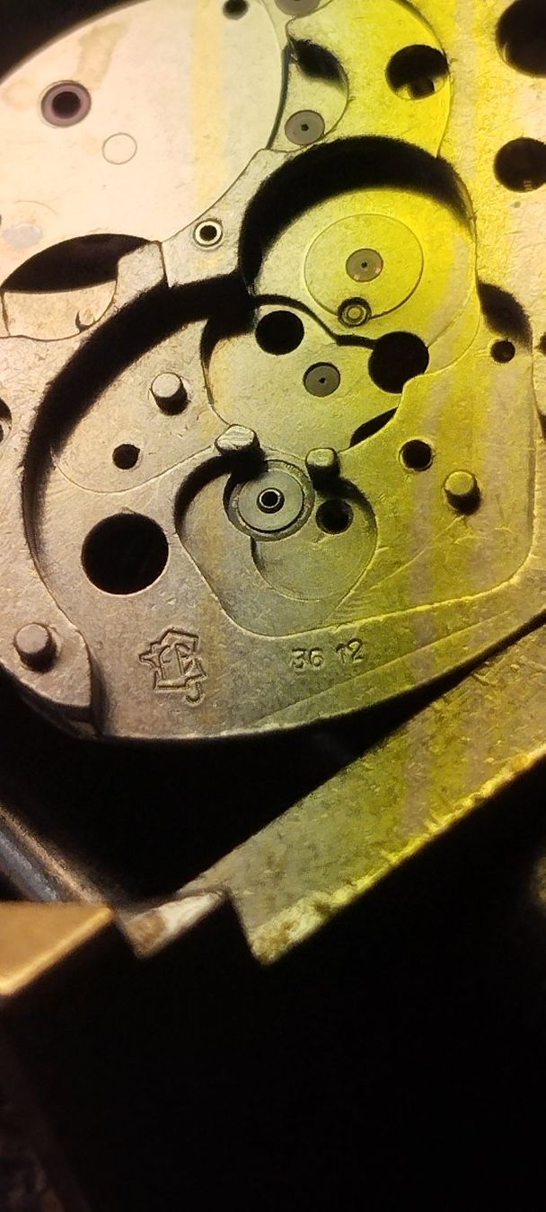 Orologi: montre Maty Besançon automatique – Usato da La Chaux-de-Fonds venduto da jac_9llg 9