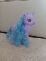 My Little Pony Einhorn lila blaues Haar guter Zustand