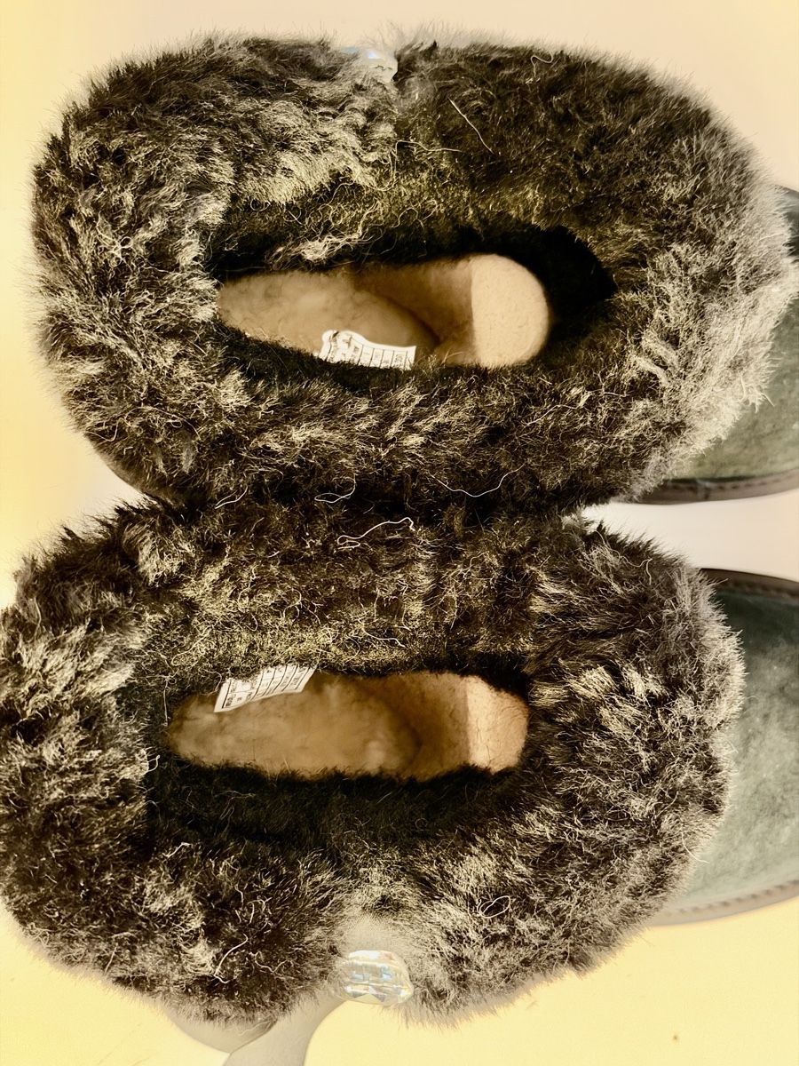 Scarpe per ragazze: Chaussures UGG, noir, la taille 37  – Usato da  venduto da  5