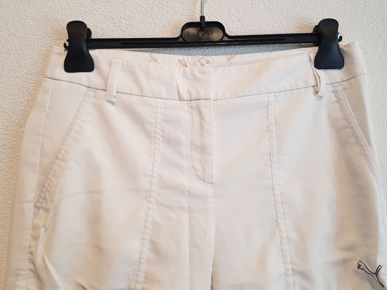 Puma Hosen: PUMA - Shorts blancs de sport - Taille 6 – Neu (gemäss Beschreibung) aus Haute-Nendaz von Violette123 1
