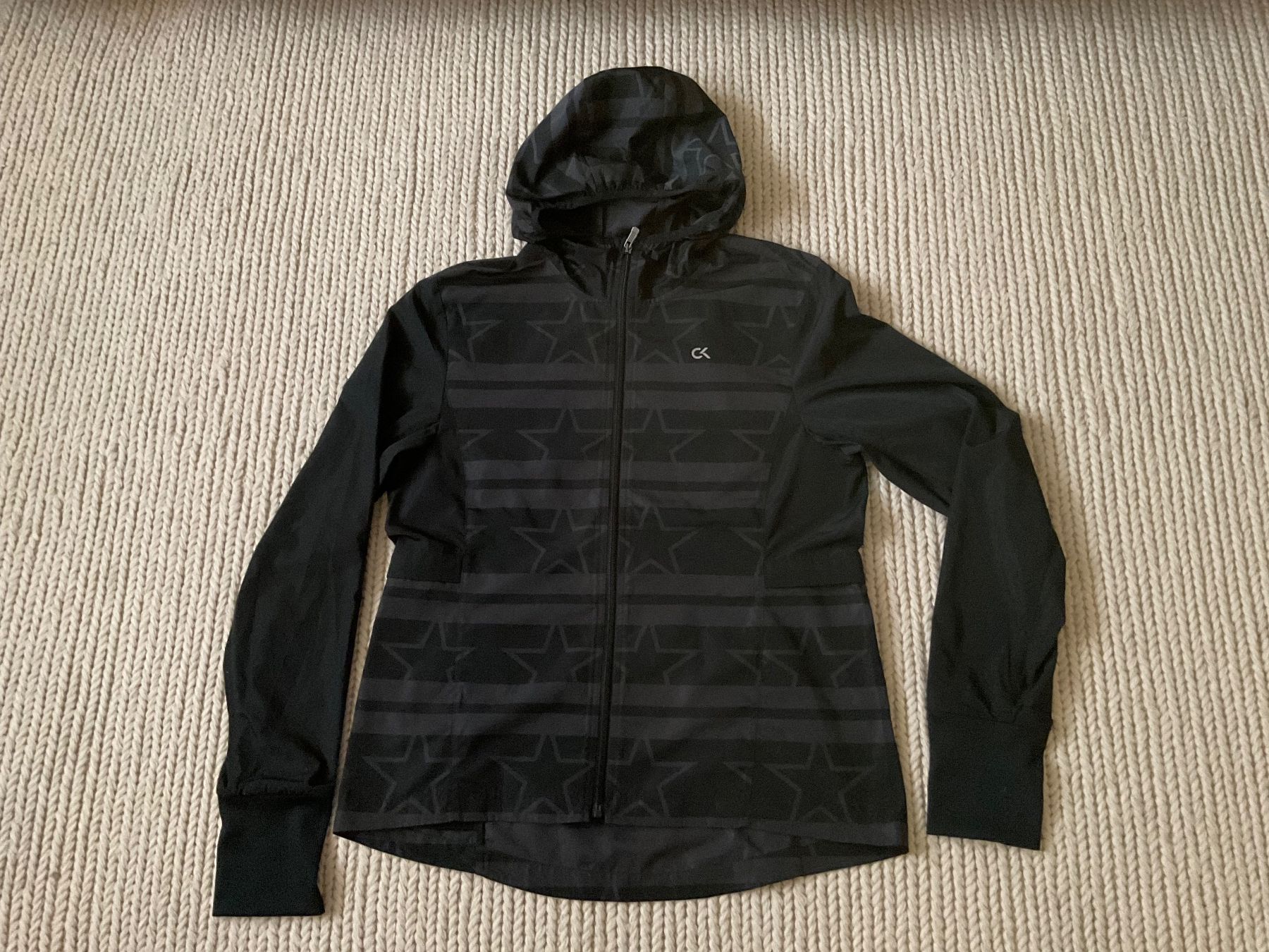 Calvin Klein Jacken: Calvin Klein Performance tolle Jacke Gr.L & neuwertig – Neu (gemäss Beschreibung) aus Weiningen ZH von moon-55