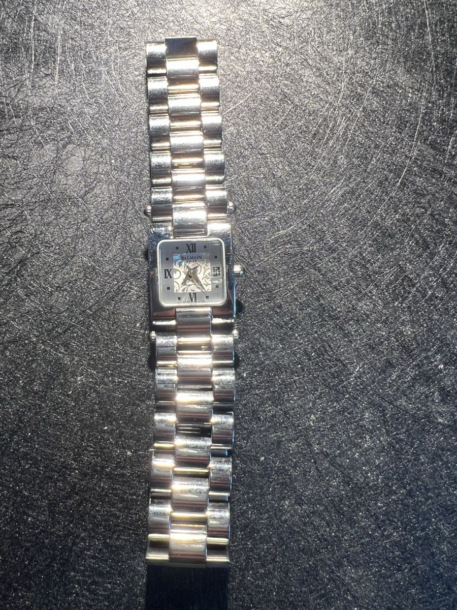 Balmain Orologi: Balmain Uhr – Usato da Laufen venduto da groove60 1