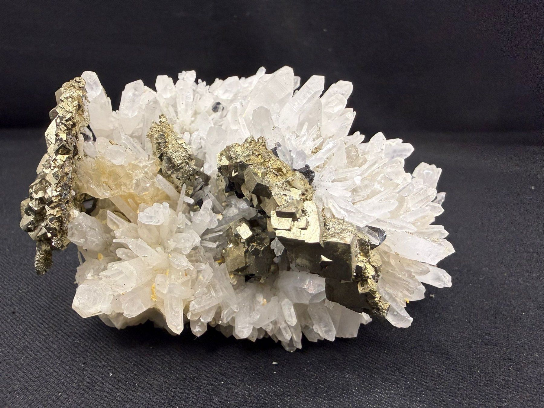 Minerali & Pietre curative: Pyrite pseudomorph after Pyrrhotit with Sphalerit – Usato da Schinznach Bad venduto da Demerald 3