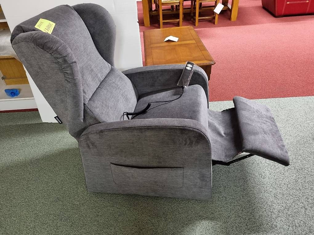 Sessel: Fauteuil relax électrique. Made en Italie – Neu und originalverpackt aus Lausanne von casa56
