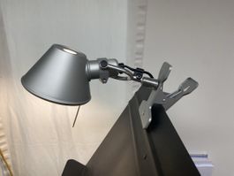 Klemmlampe Artemide Tolomeo Pinza, Farbe Grau