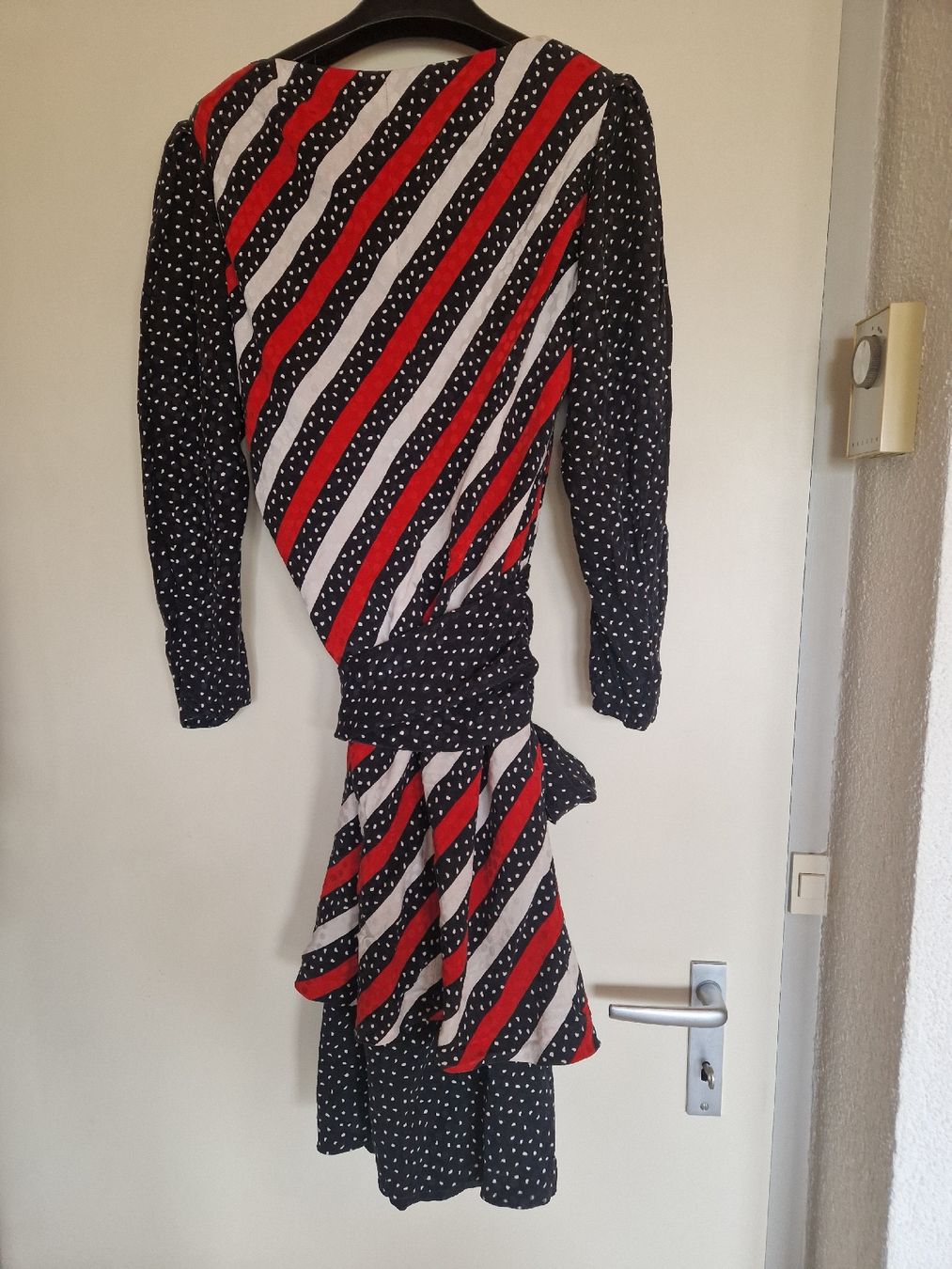 Kleider: Robe vintage à rayures et pois, stylée et unique – Gebraucht aus Pully von Patriciaeve 2