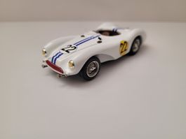 ASTON MARTIN DB3S (1/43)