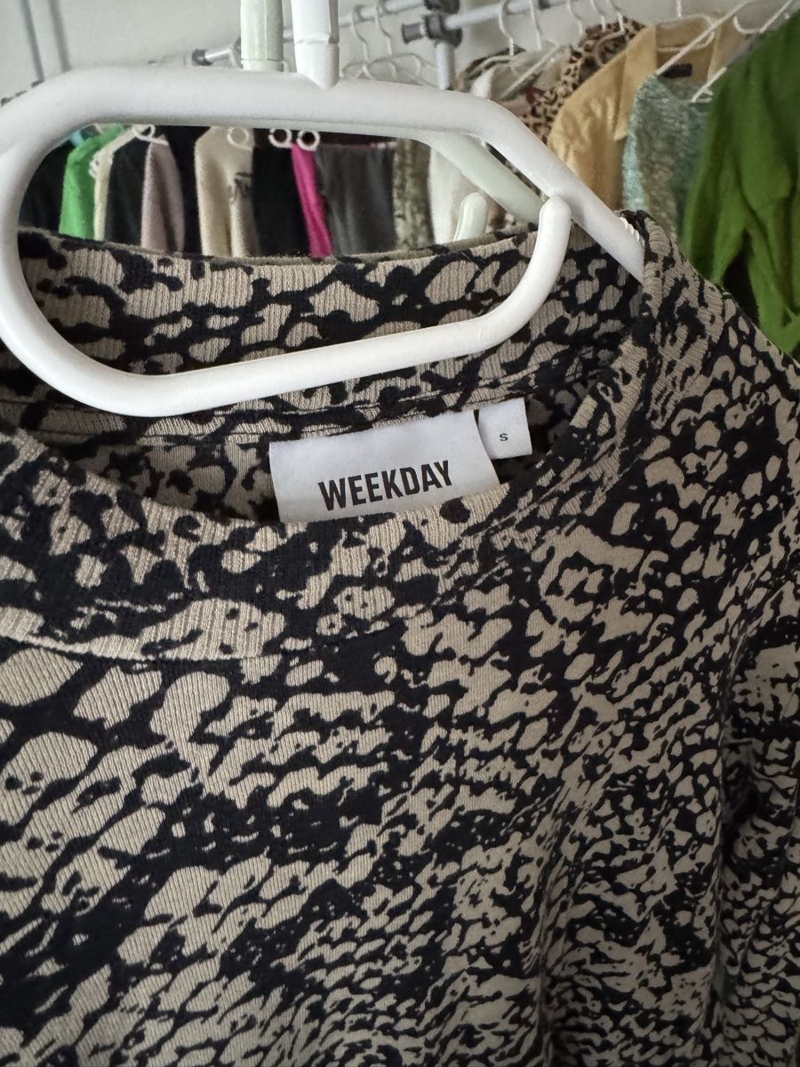 Weekday Maglioni & Felpe: Weekday Longsleeve Gr S – Usato da Buochs venduto da nik_r7gm 1