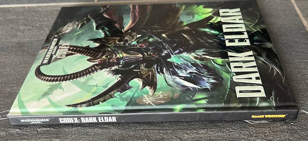 Bücher: Warhammer 40'000 CODEX - Dark Eldar – Gebraucht aus Gränichen von Kretiundpleti 1