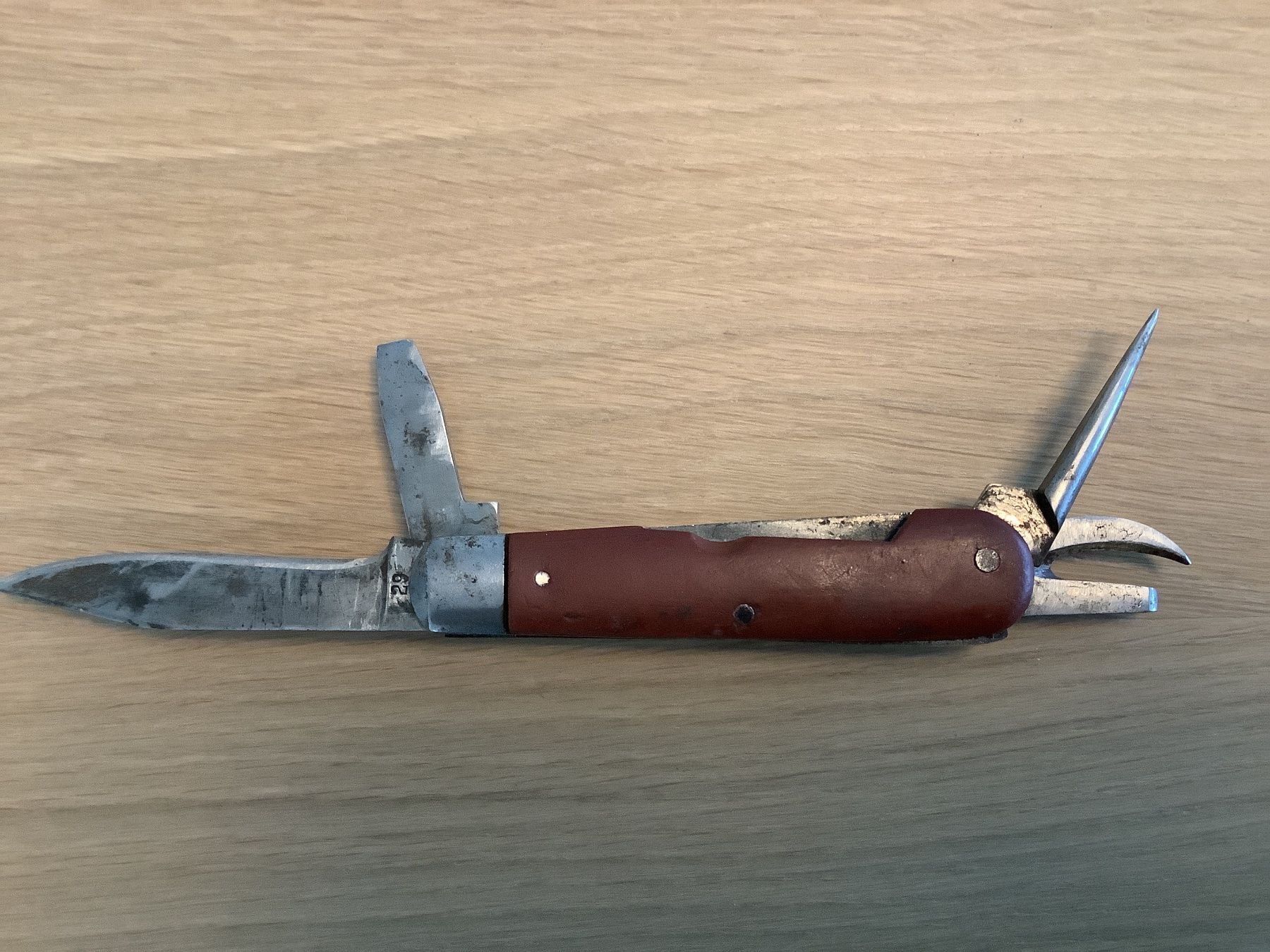 Victorinox Taschenmesser: Elsener 29 – Gebraucht aus Holzhäusern ZG von tho_8my6 1