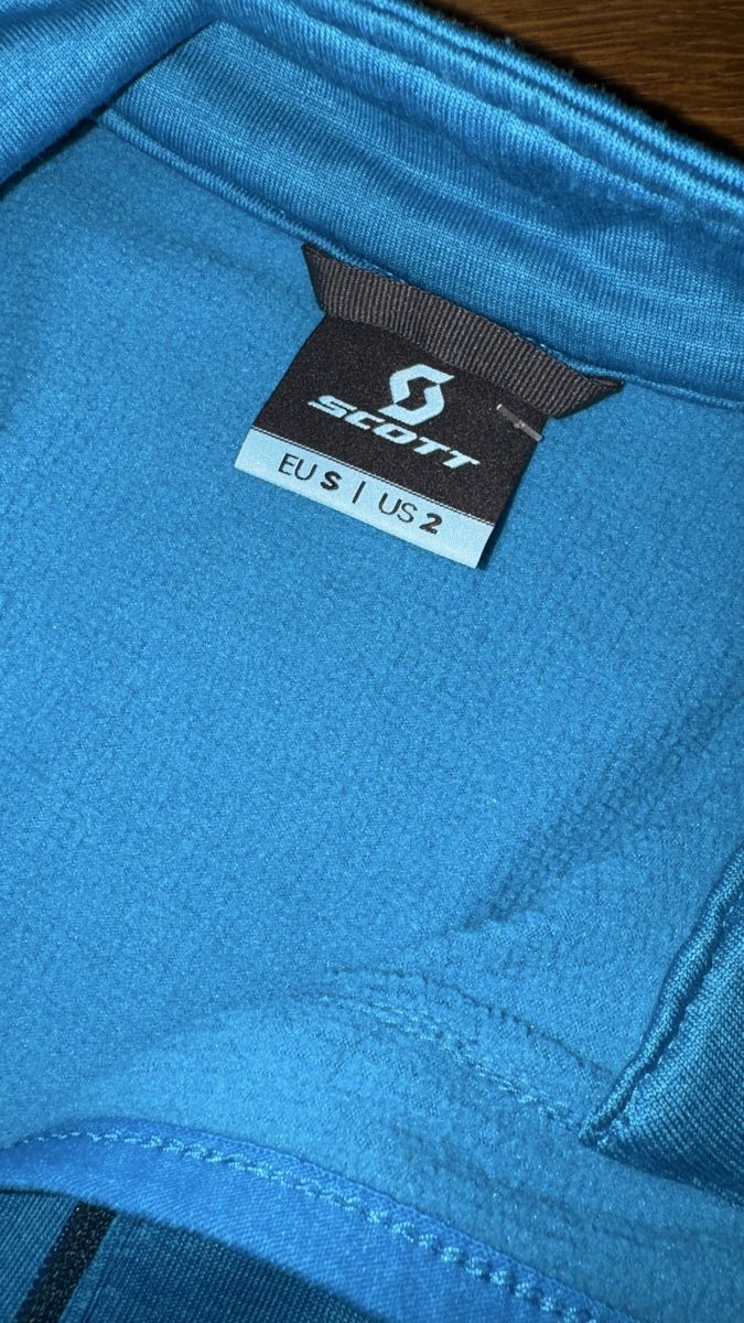 Scott Pullover & Sweatshirts: Scott Pullover, blue, size S – Gebraucht aus Andermatt von stark19 2