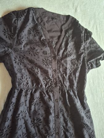 Robe longue noire brodée col en V taille XL