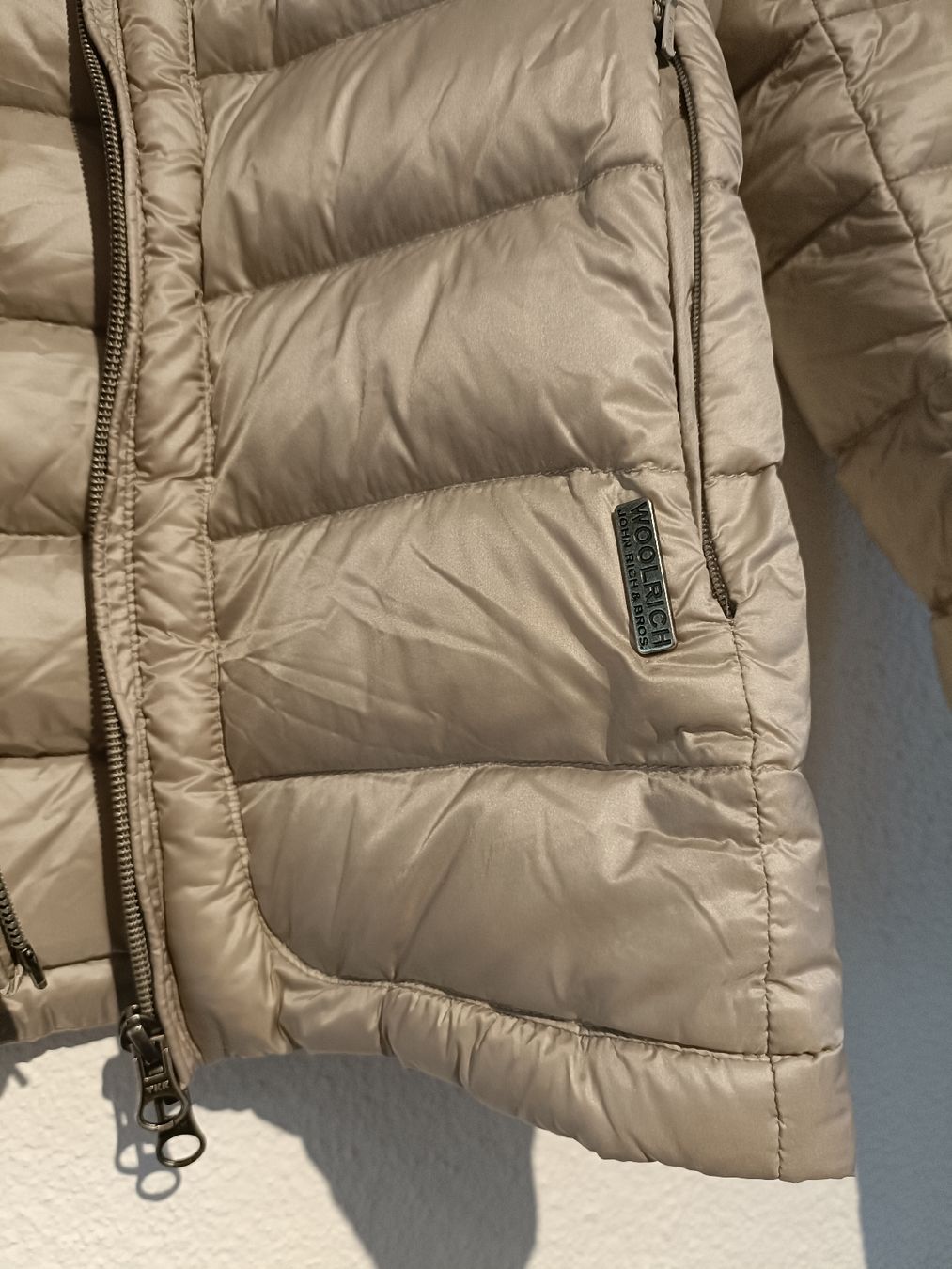 Woolrich Jacken: Daunenjacke der Marke Woolrich – Neu (gemäss Beschreibung) aus Bergdietikon von Bico01 1