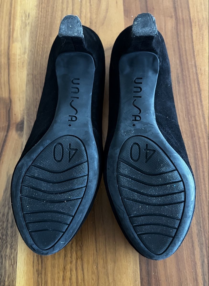 Unisa Damenschuhe: Pumps Gr. 40 / schwarz – Gebraucht aus Münchenbuchsee von PuR04 2