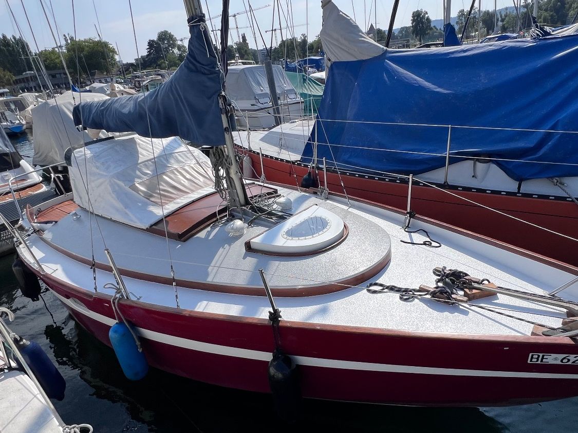 Aubin Barche: Verkauf Segelboot mit Bootsplatz – Usato da Péry venduto da MIWOBA 2