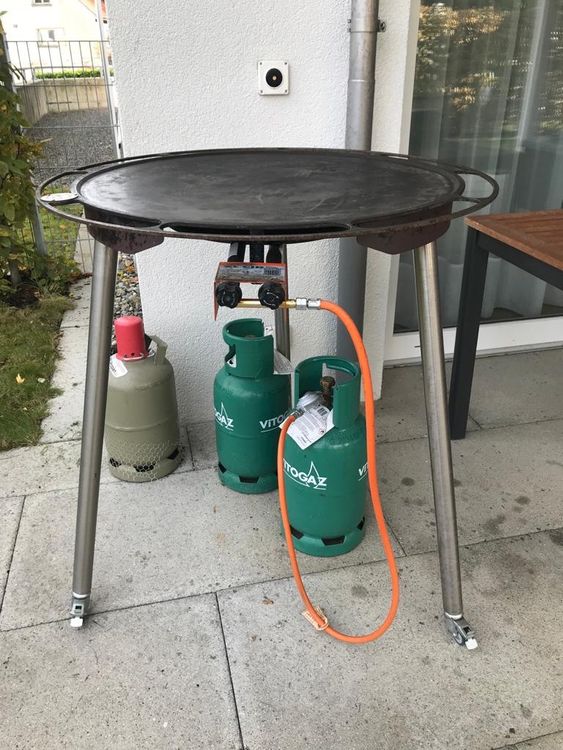 Mongolengrill inkl. 2 Gasflaschen | Kaufen auf Ricardo