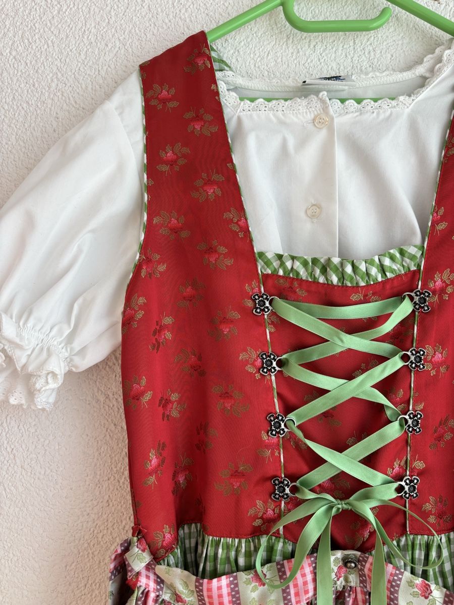 Kostüme: Dirndl Isar Trachten – Gebraucht aus Baden von ann_7jjw 1