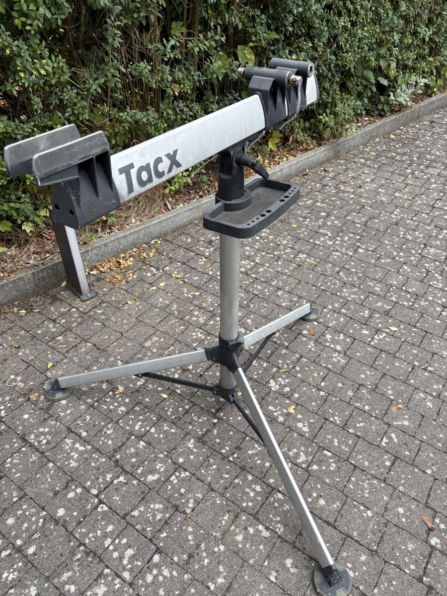 Pezzi di ricambio: Tacx Fahrradständer – Usato da Sursee venduto da Vitusm 1