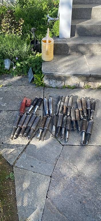 Puch Parti ricambio per ciclomotori: Töffli Stossdämpfer Puch/Sachs – Difettoso da Büren an der Aare venduto da twostrokeguy 4