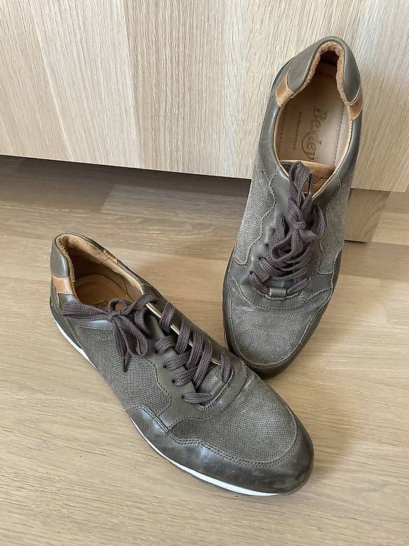Herrenschuhe: Baskets en cuir taille 44  – Gebraucht aus La Tour-de-Peilz von K_L 1