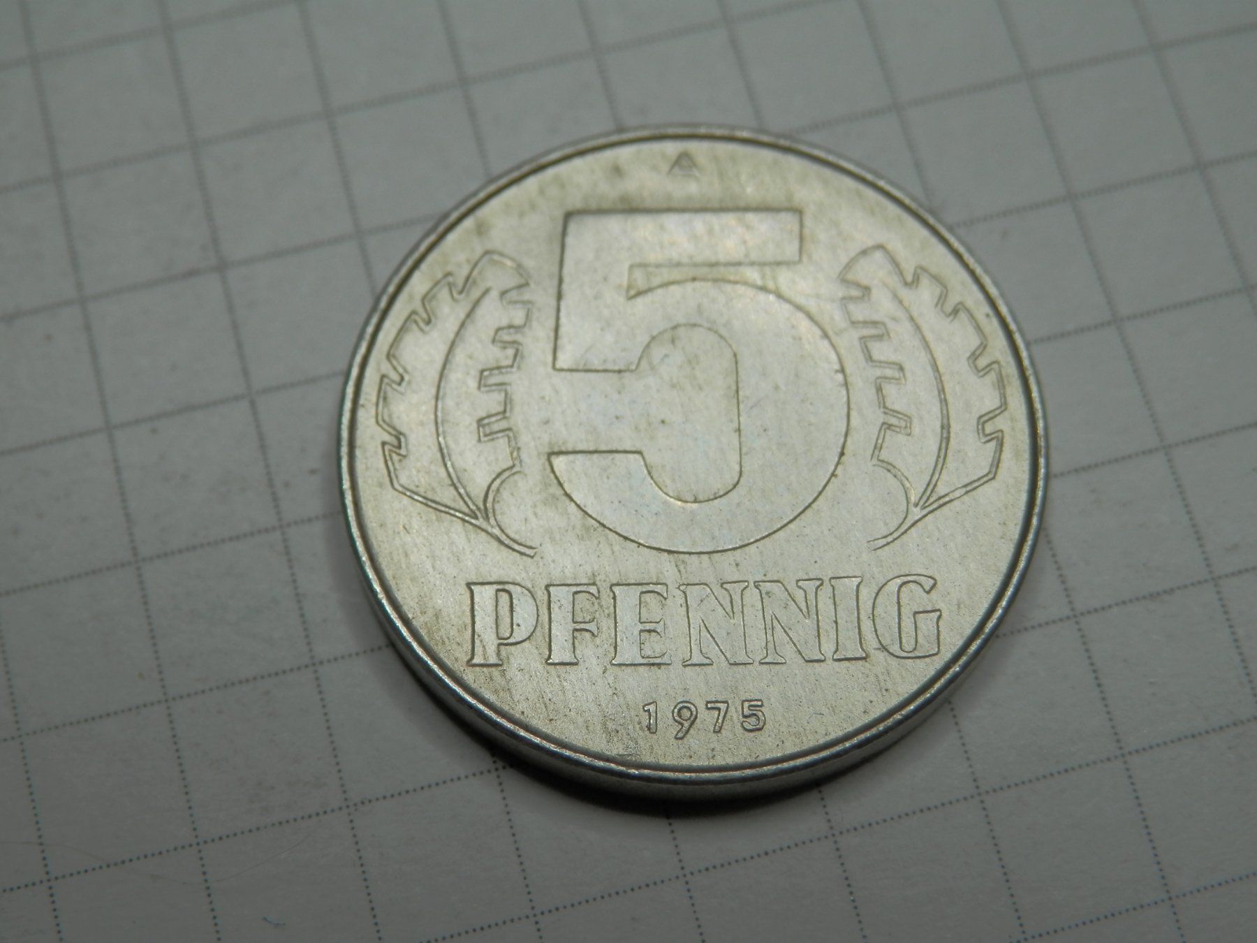 Tutti le monete: Deutschland - DDR 5 Pfennig, 1975 – Usato da Weiach venduto da weiach81