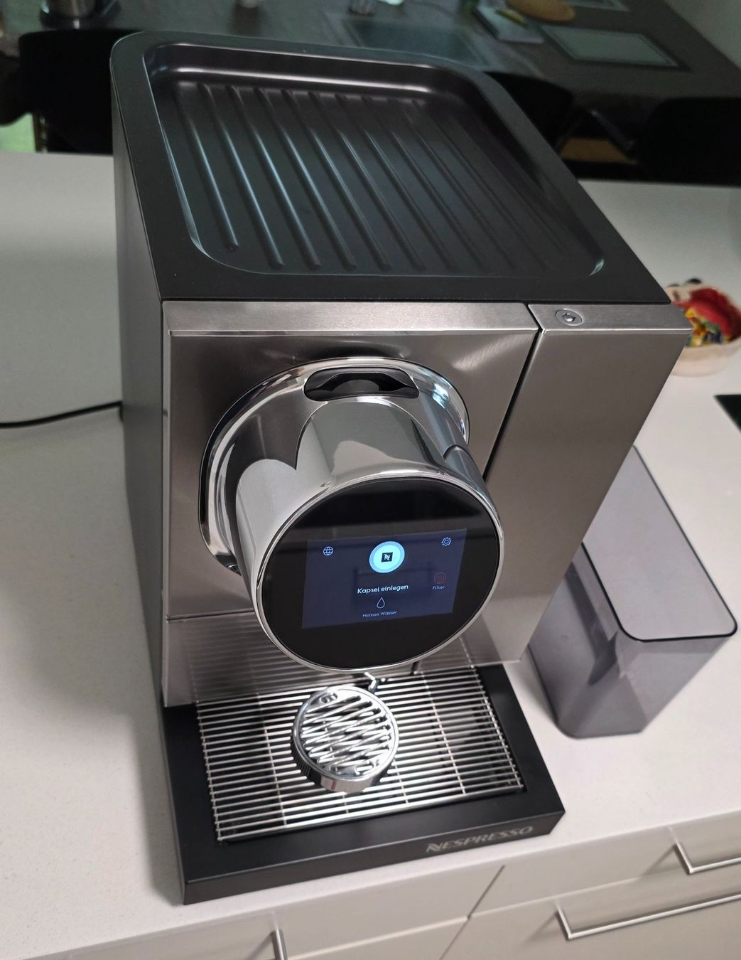 Nespresso Machines à café & Machines à expresso: Nespresso Memento 100 Pro – D'occasion à Kloten par Pocoloco69 4