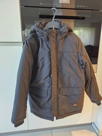 Winterjacke 134 NEU