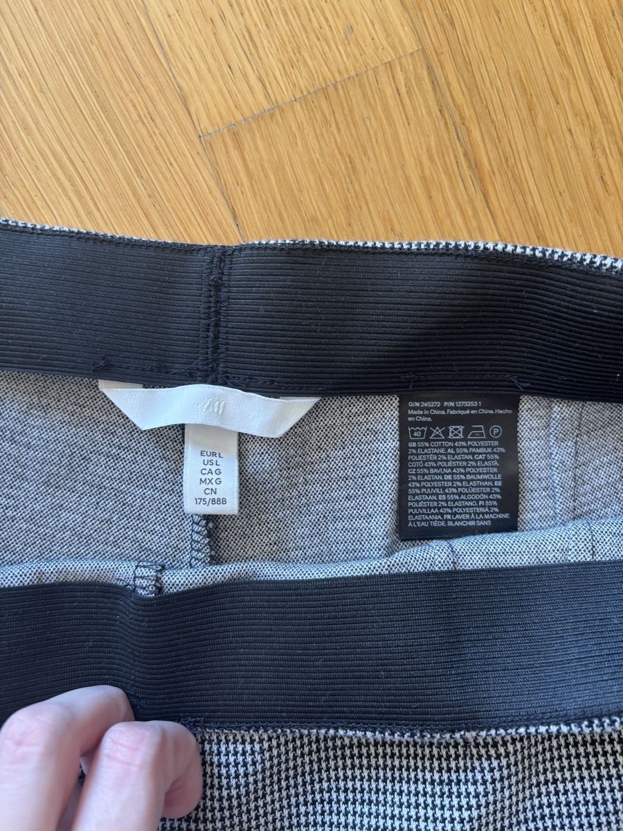 H&M Pantalons: elegante Hose, L – D'occasion à Oftringen par violetta9 1