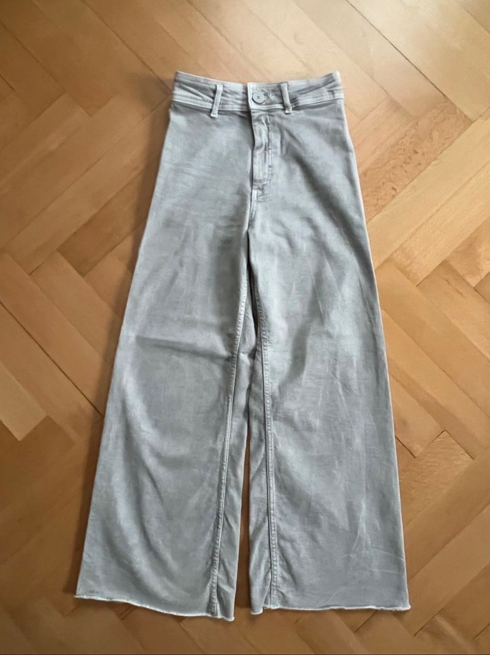 Jeans: CULOTTE Zara XS 34 Jeans hellgrau – Usato da Wetzikon ZH venduto da dor_rmq2