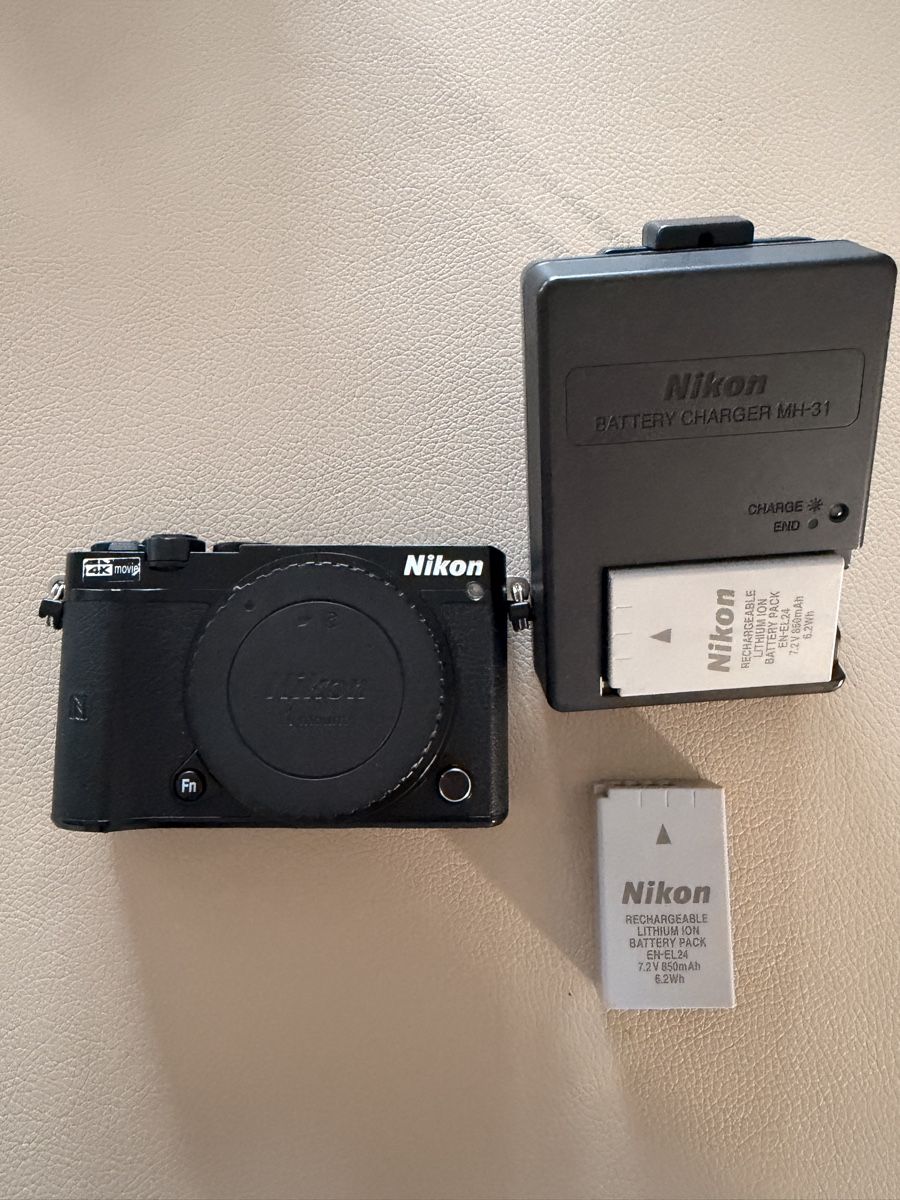 Nikon Fotocamera: Nikon 1 J5 Kultkamera – Usato da Winterthur venduto da R2D_Y7C 1