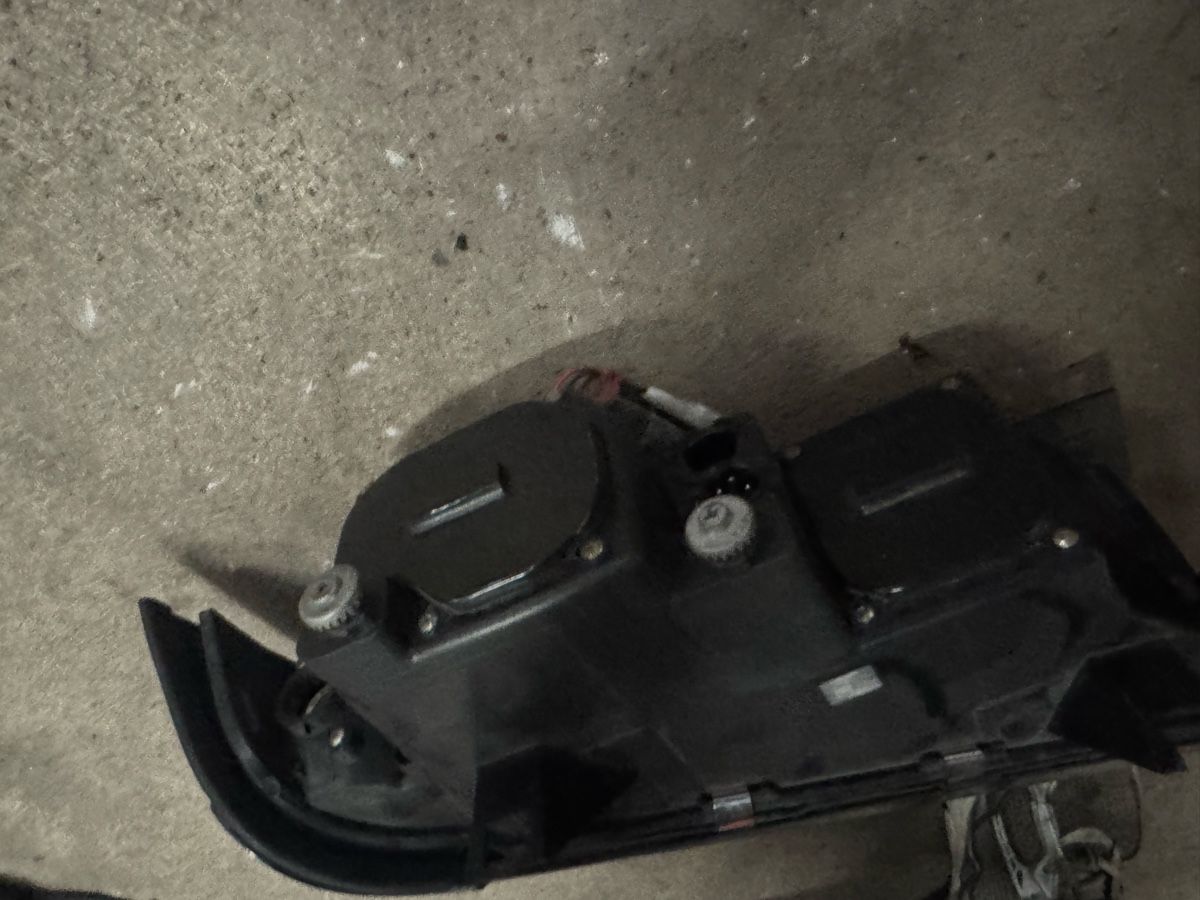 BMW Tutti pezzi di ricambio auto: Angle Eyes BMW E36 – Usato da Neuhausen am Rheinfall venduto da masorus 3