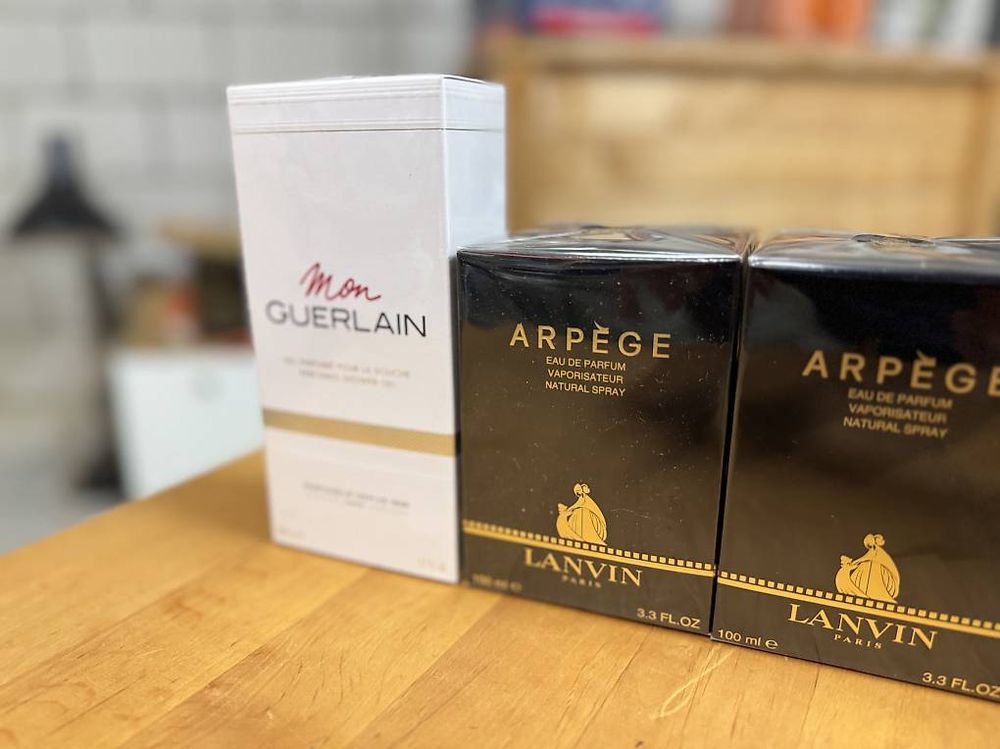 4x Parfums, Duschgel, Neu versiegelt (Gebraucht) in