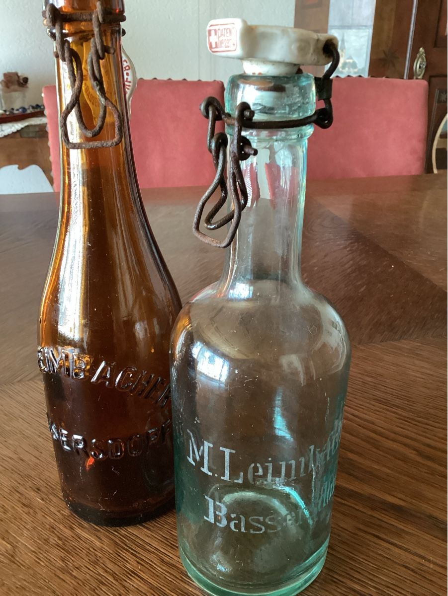 Verres, cruches & bouteilles: Bierflaschen – D'occasion à Nürensdorf par Nefre 1