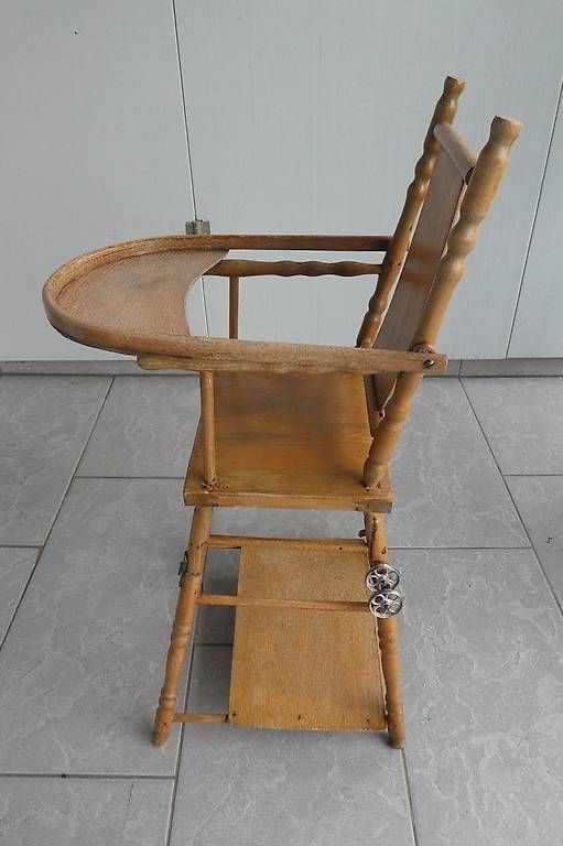 Chaises: Antiker Puppenstuhl – D'occasion à Andelfingen par Annegret06 1