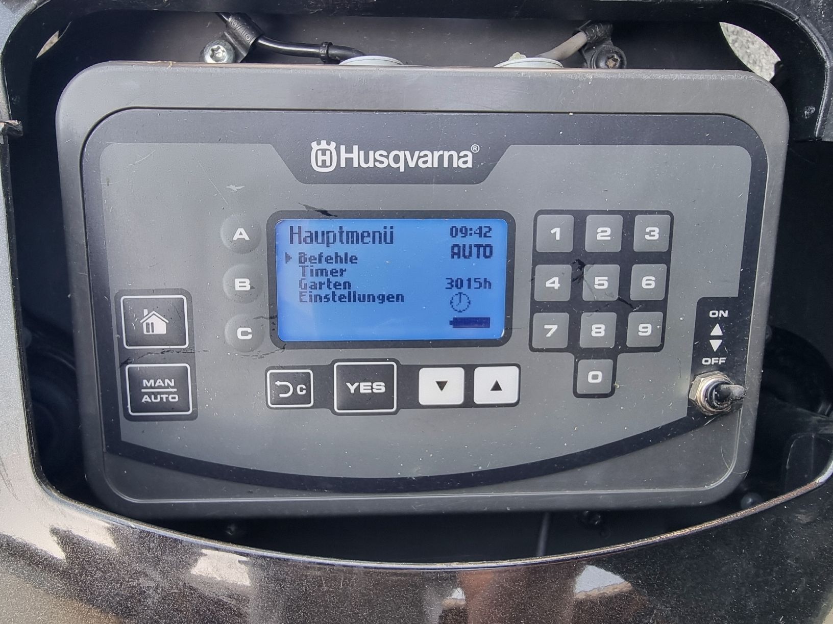 Husqvarna Tagliaerba: Husqvarna Automower Solar Hybrid – Usato da Gossau SG venduto da MX450 4