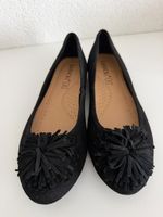 Schwarze Ballerinas LASOCKI Grösse 38 mit Bommel