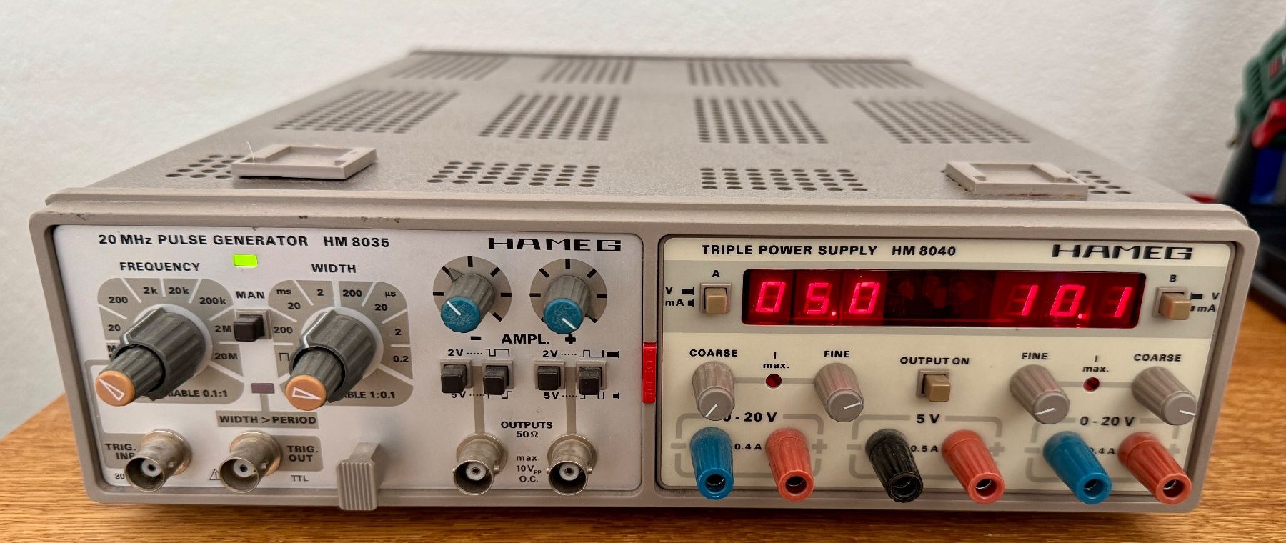 Misurare: Hameg Modular System mit Pulse Generator und Netzteil – Usato da flums venduto da mgpc28