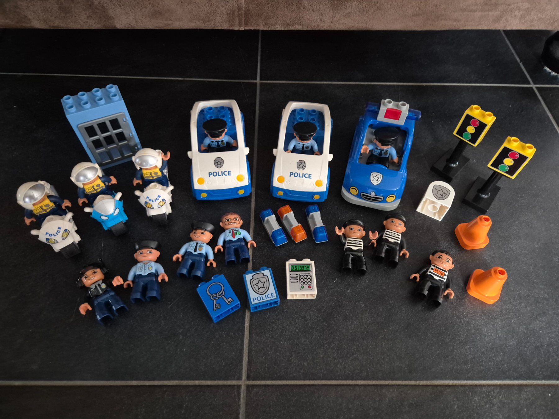 Jouets: Lego Duplo Set Polizei (1042) – D'occasion à Münchwilen TG par VT-Trader