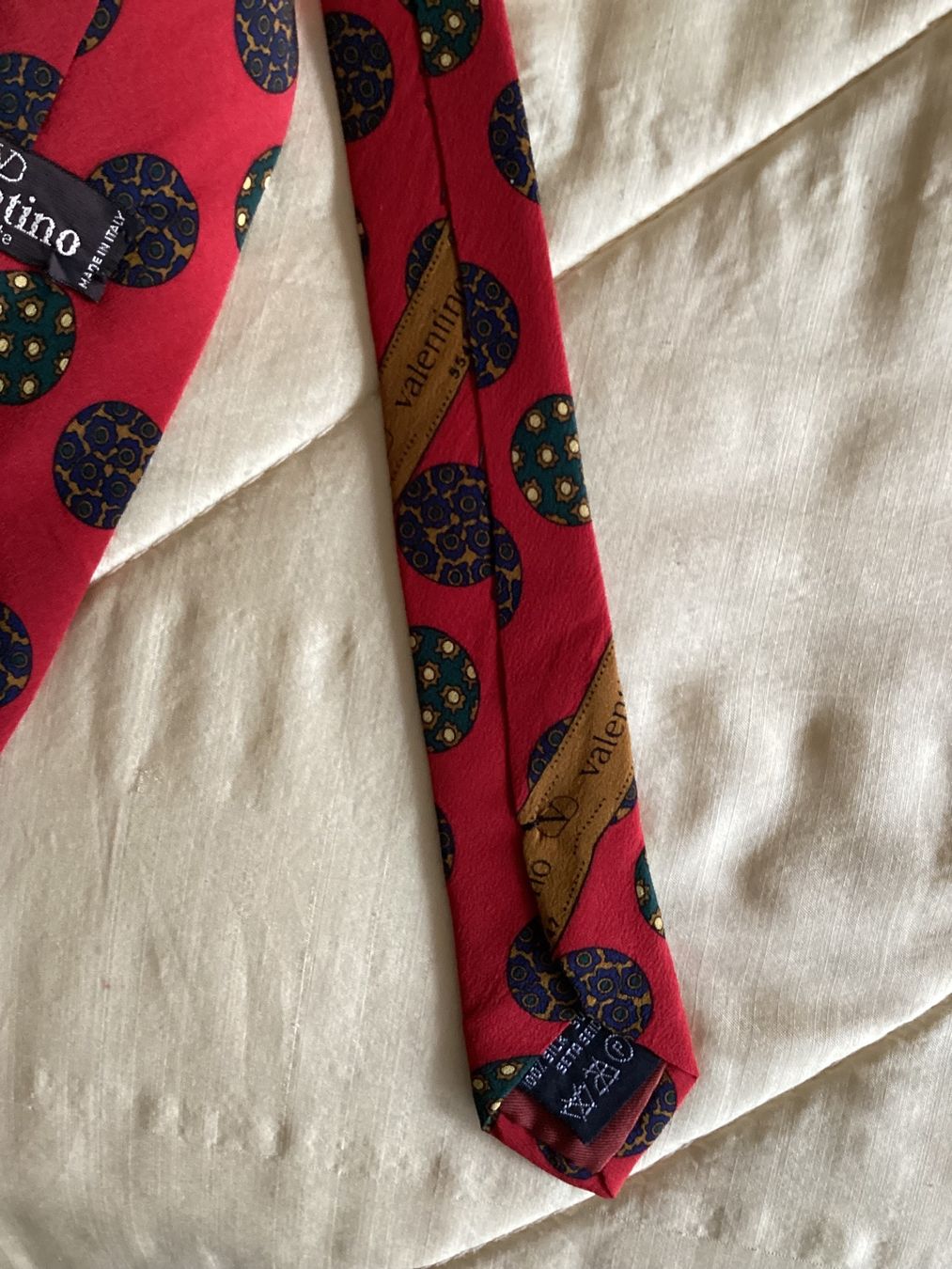 Krawatten: Valentino Krawatte Seide Vintage – Gebraucht aus Magadino von sylvierosa 3