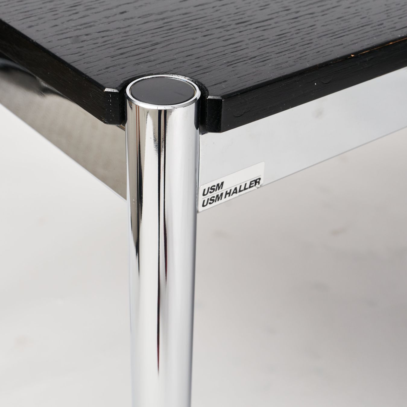 USM Tavoli: USM Haller Tisch 175x75 Eiche schwarz – Usato da Affoltern am Albis venduto da Zapro 2