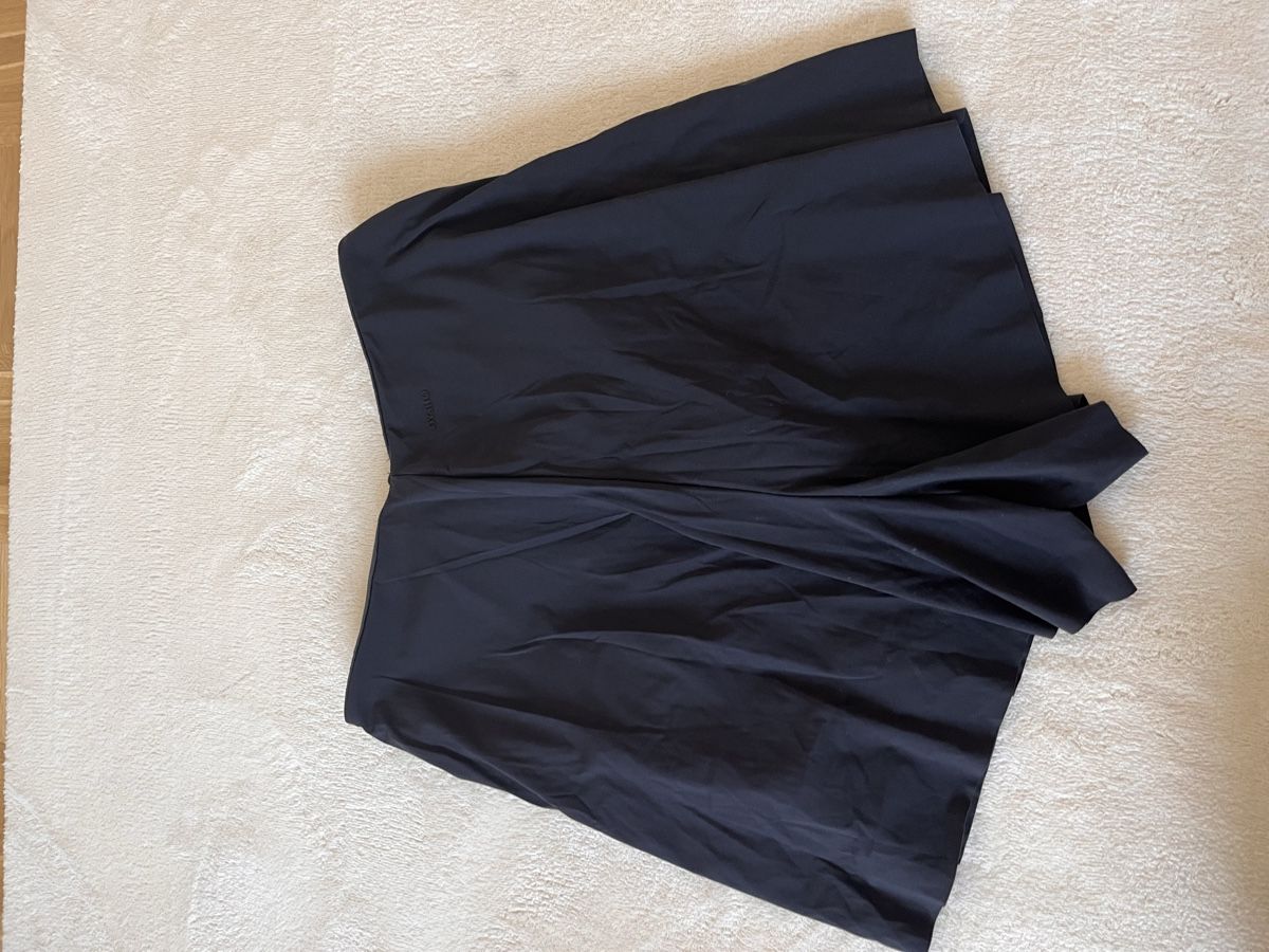 Oysho Hosen: Oysho Skort black size M  – Neu (gemäss Beschreibung) aus Zürich von pal_79mf 3