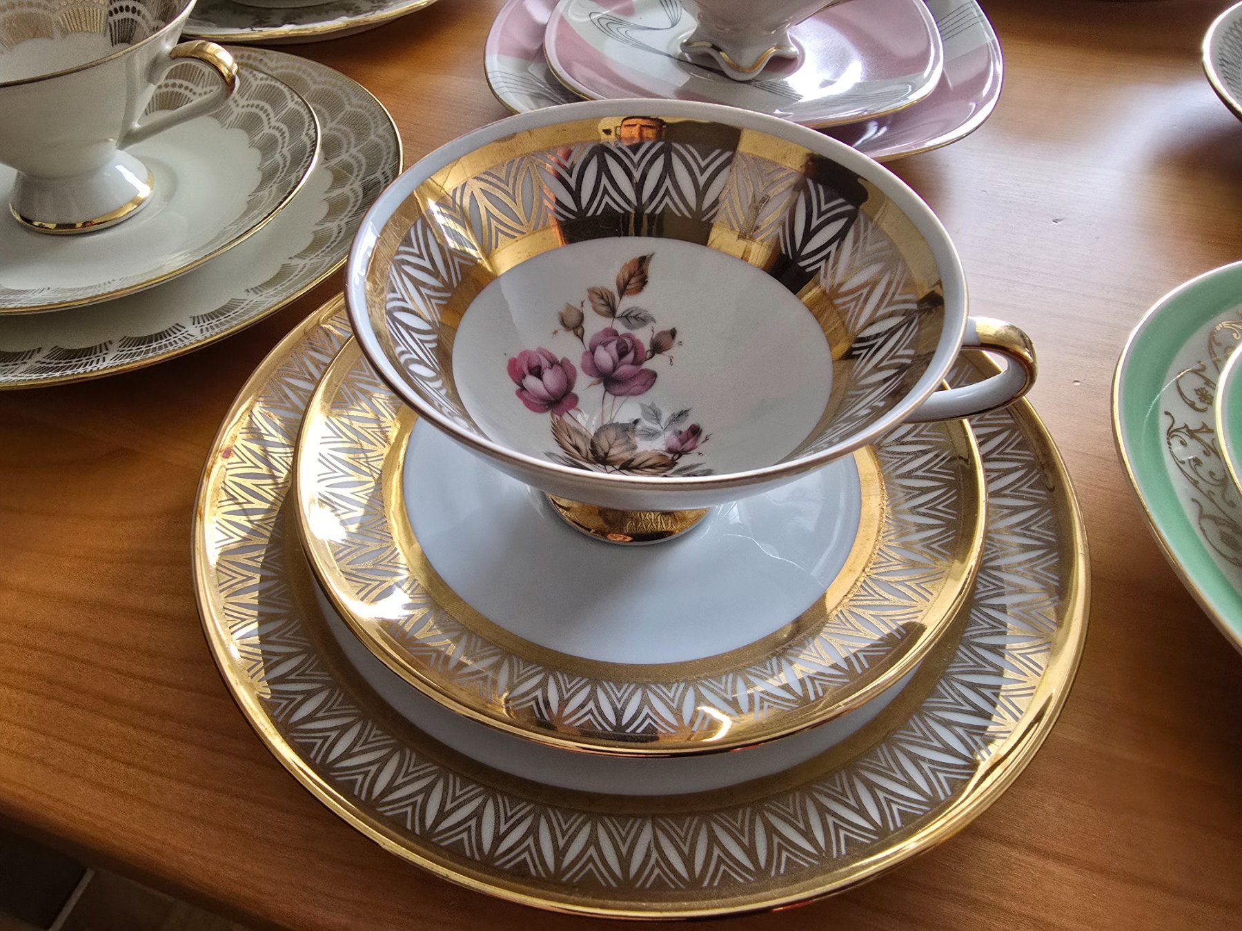 Set di piatti: Geschirrset – Usato da Gossau SG venduto da Novaforte 8