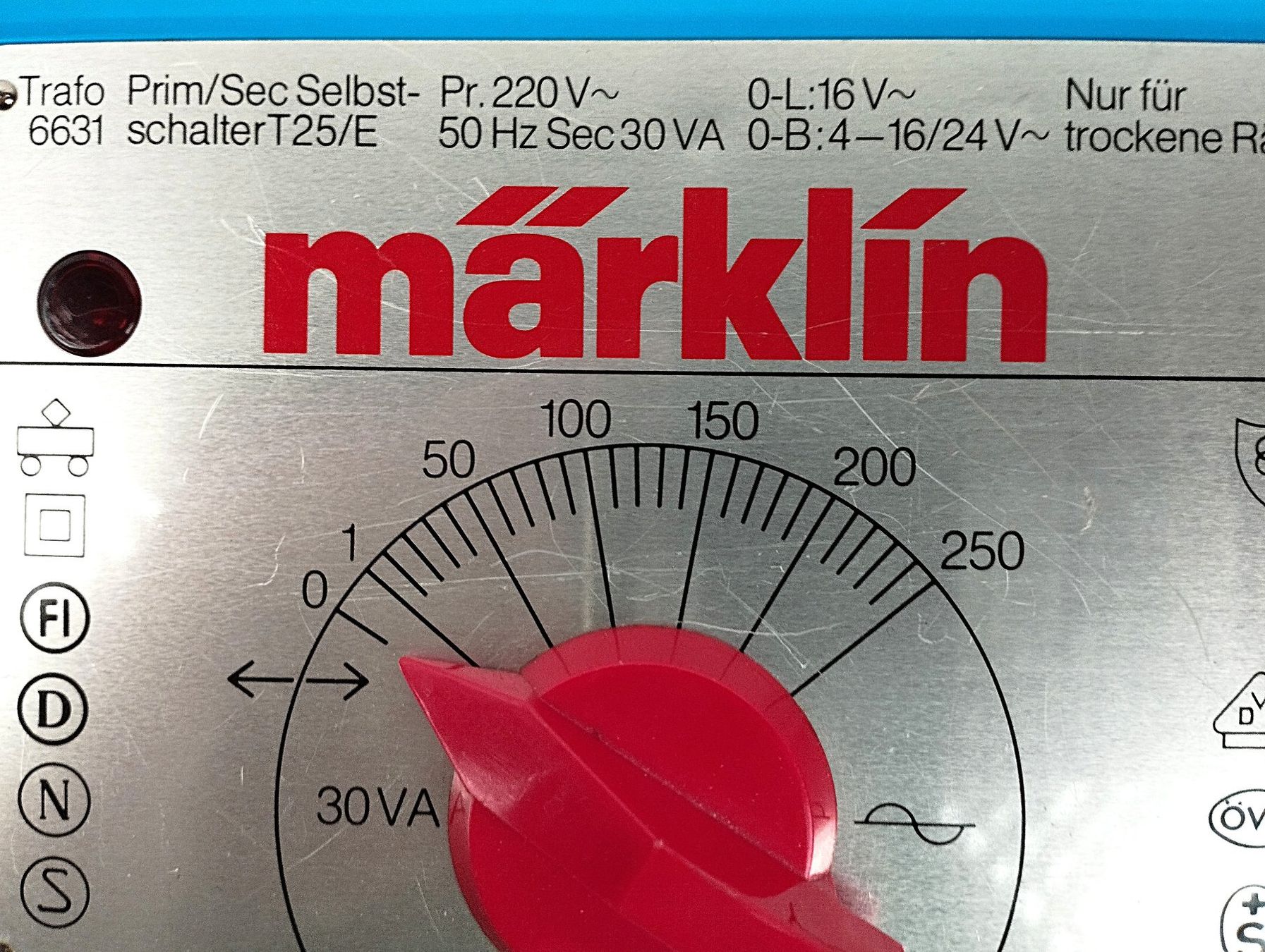 Märklin Trains électriques: MÄRKLIN Transformator 6631 – D'occasion à Schübelbach par Restwert_Schubelbach 3