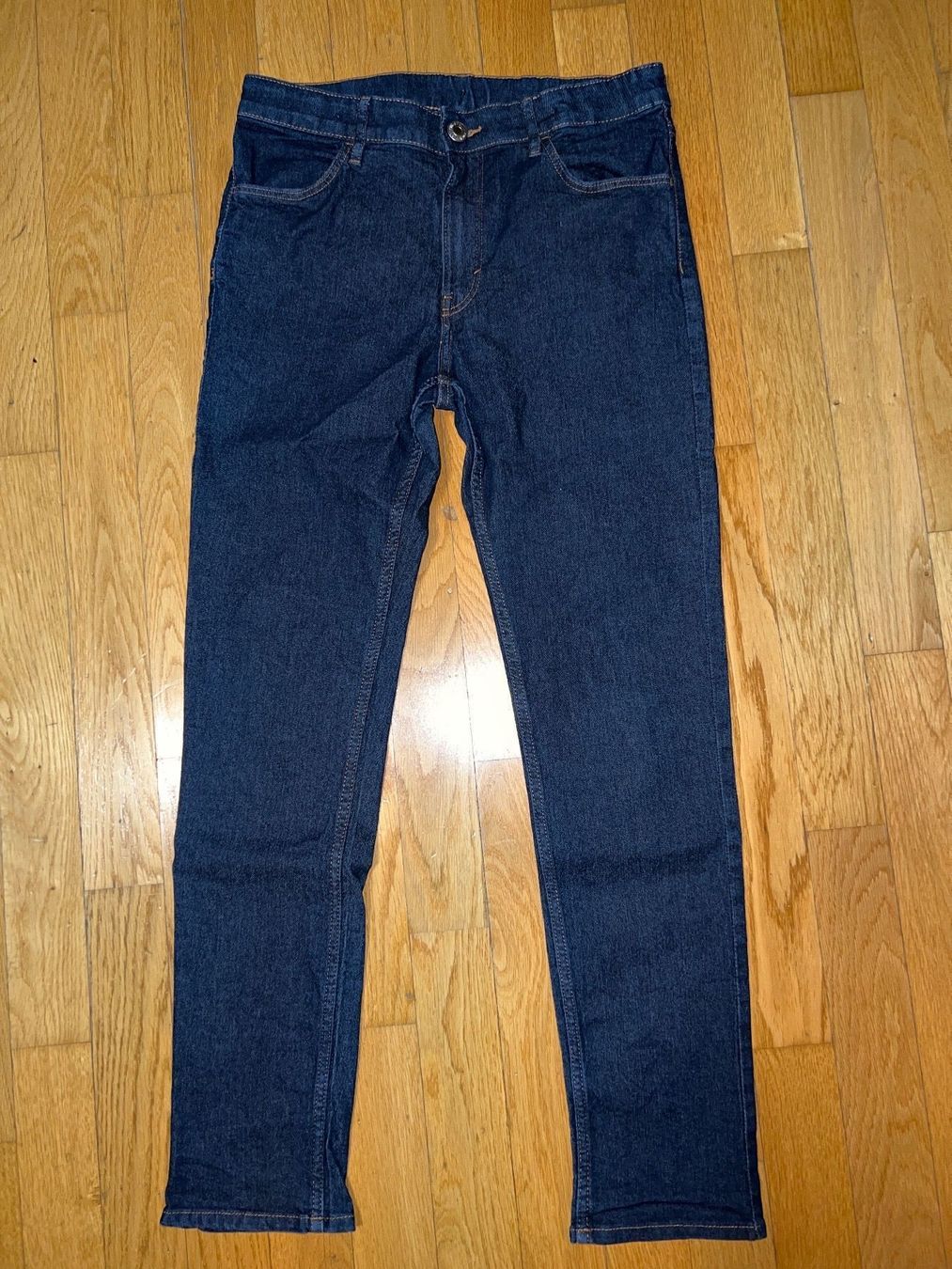 H&M Pantaloni: Jeans dunkelblau Gr.170 – Nuovo (secondo la descrizione) da Zürich venduto da DiemN