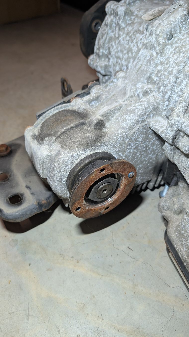 Mercedes-Benz Tutti pezzi di ricambio auto: Mercedes Benz W211 Getriebe – Usato da Pfaffnau venduto da ame_w6yx 6