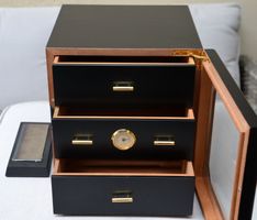 Humidor aus Holz / cave à cigares en bois