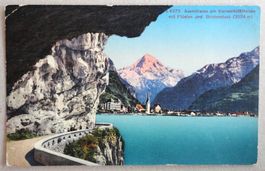 Axenstrasse mit Flüelen und Bristenstock
