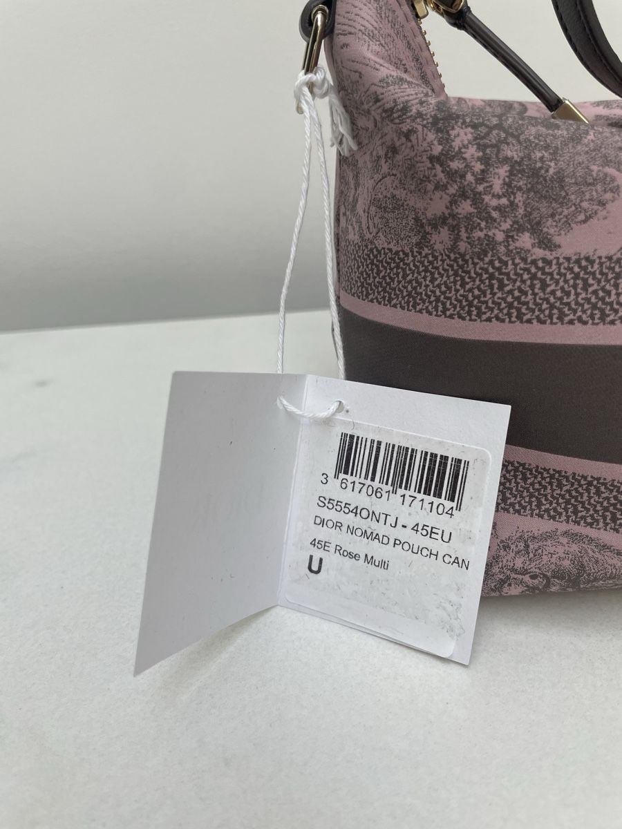 Dior Borse da donna: NEW Dior Nomad bag – Nuovo e nell'imballaggio originale da Vacallo venduto da kellyyy 4