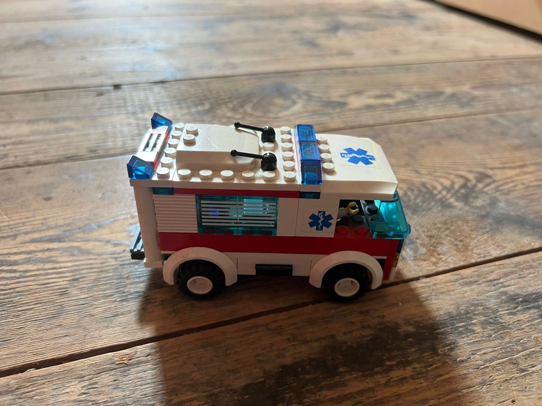 Lego Giocattoli: LEGO Krankenwagen – Usato da Wohlen AG venduto da stifno-industries 1